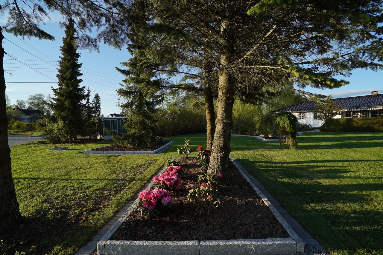 Høland Gaardsmotel Loken Buitenkant foto