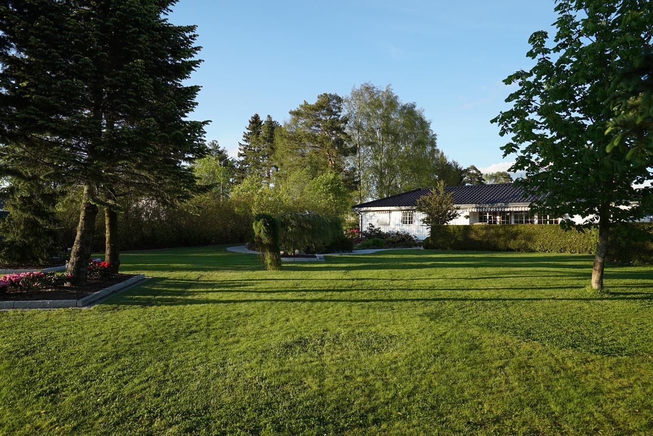 Høland Gaardsmotel Loken Buitenkant foto